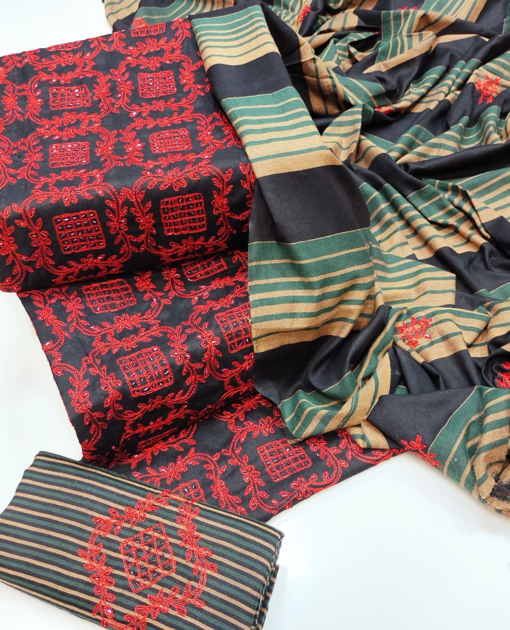 WINTER SILK DIGITAL PRINTED 3-PIECE - DP#84